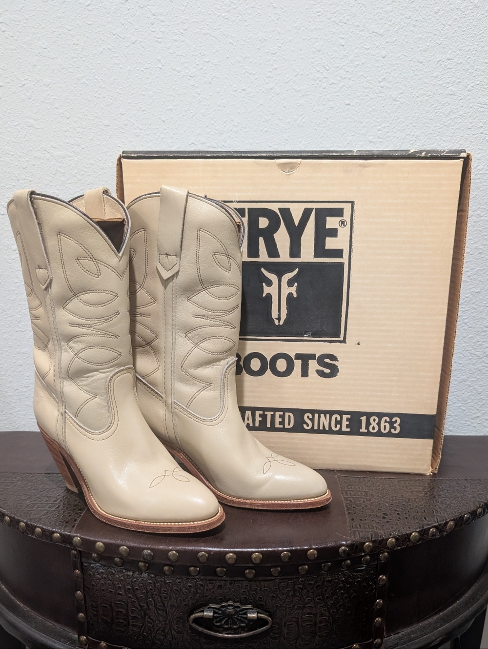 VINTAGE 70s/80s: Frye Western Boots Size 7